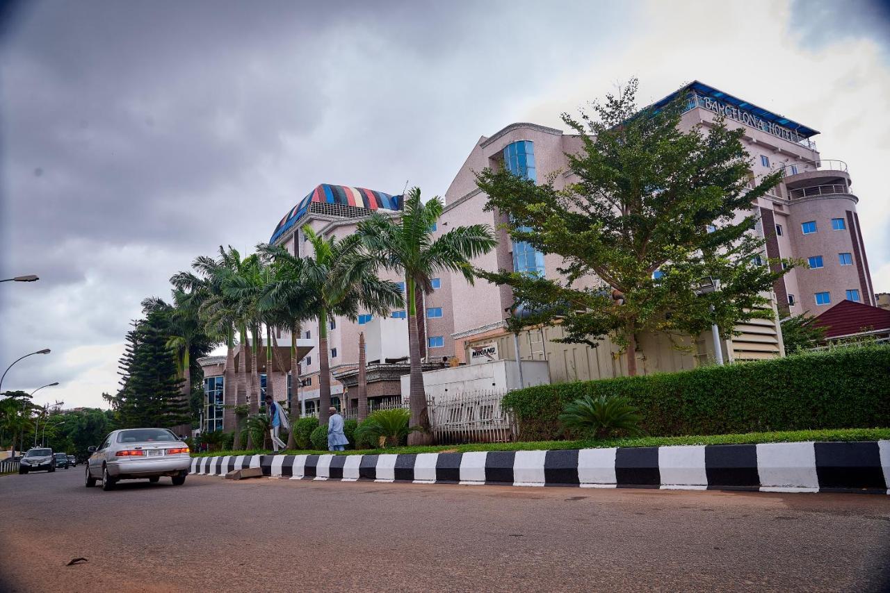 Barcelona Hotels, Abuja Mobushipe Ngoại thất bức ảnh