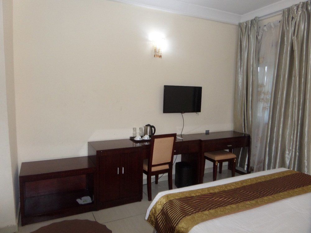 Barcelona Hotels, Abuja Mobushipe Ngoại thất bức ảnh